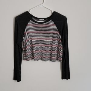 Long sleeve striped crop top
